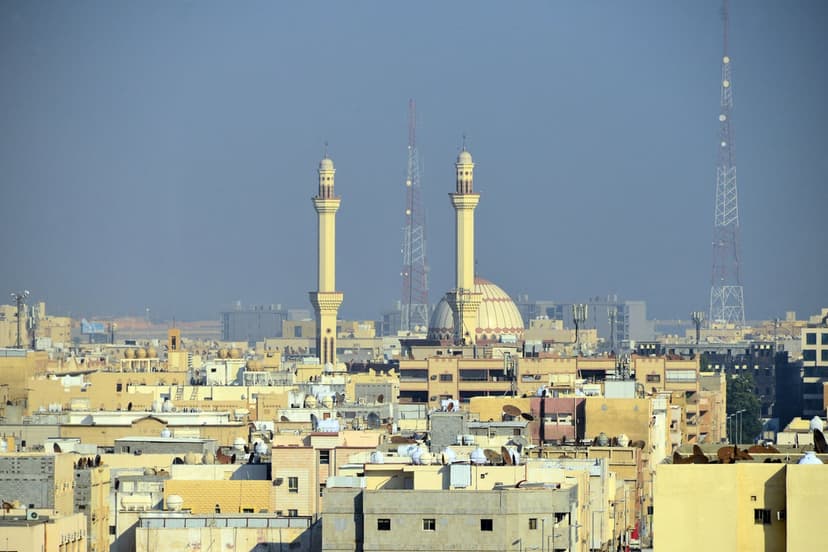 UK Warns Against Travel to Saudi Arabia After Attacks