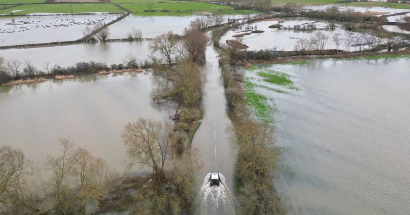 UK Flood Alert: Heavy Rain to Soak 23 Areas