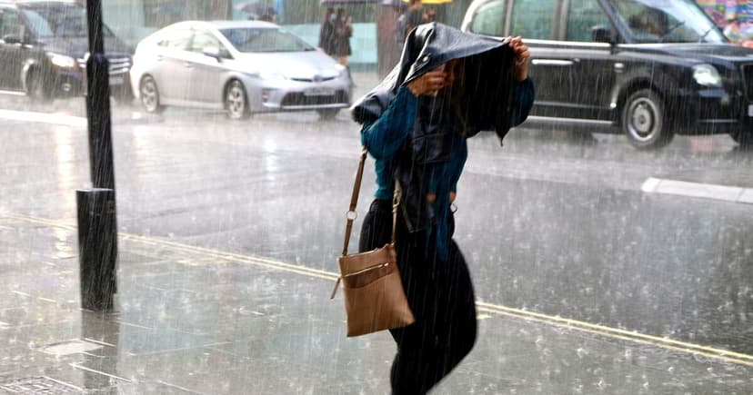 UK Heatwave Ends: Thunderstorms & Rain Arrive