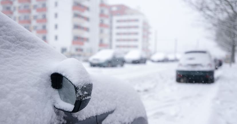 UK Braces for Snow, Flooding as Jet Stream Fuels Storms