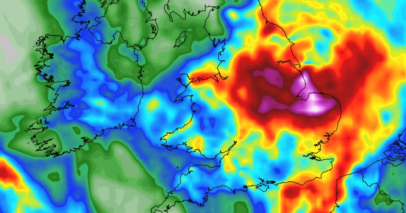 UK Braces for 90mm Rain as Spanish Plume Arrives