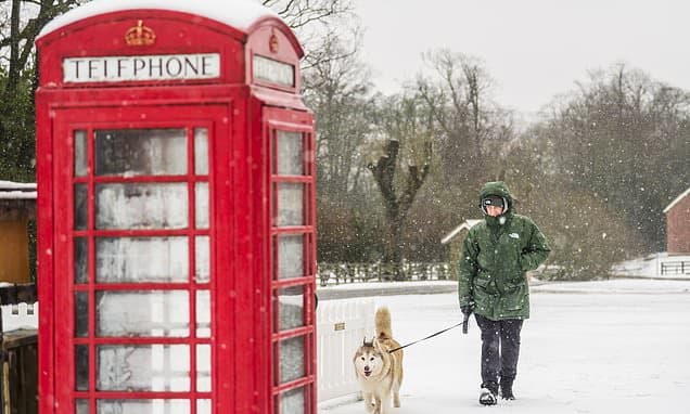 UK Weather Alert: 85mph Winds & Flood Fears!