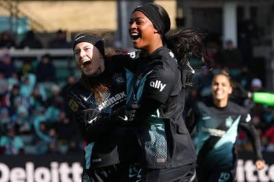 Underdogs Prevail in Dramatic NWSL Playoff Openers