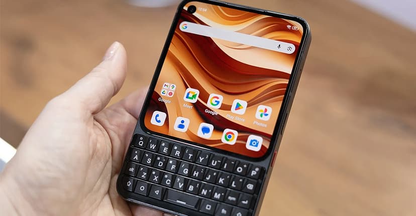 Titan 2 Elite: BlackBerry-style phone is back