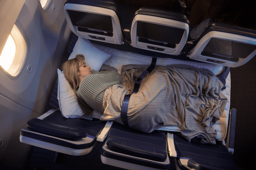 United Economy Goes Flat: Lie-Down Seats Coming