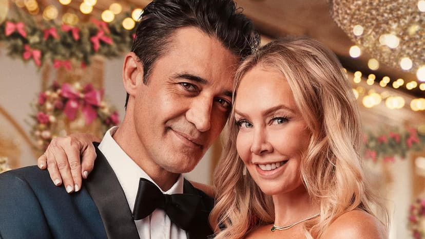 Holiday Movie Marathon: 8 New Christmas Films Premiering!