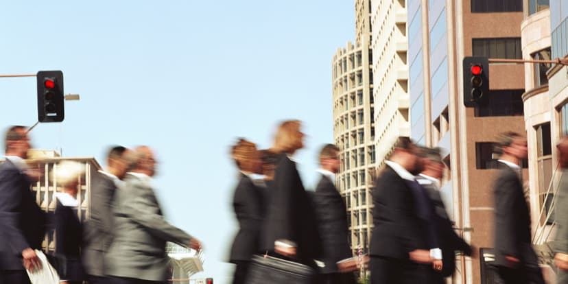 US Economy Grows, Jobs Stagnate: The Widening Divide