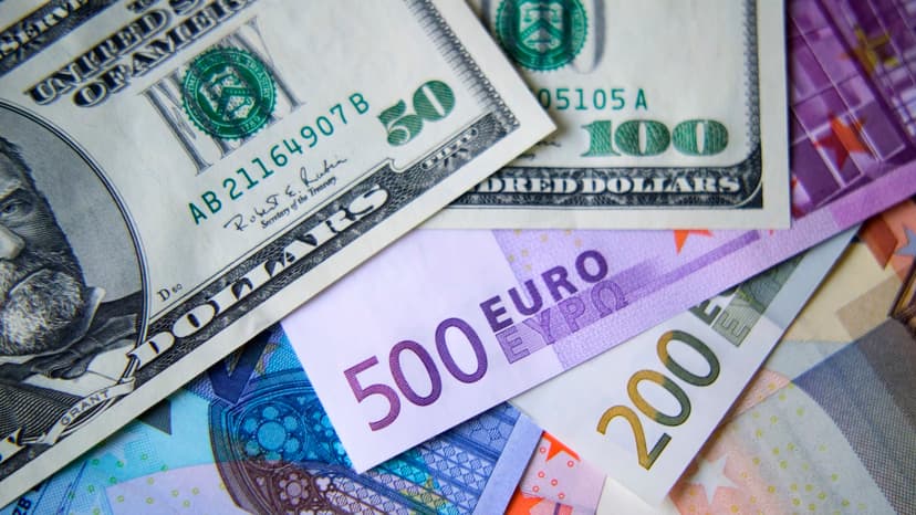 US Economy Slows: Recession Imminent or Mid-Cycle Shift?