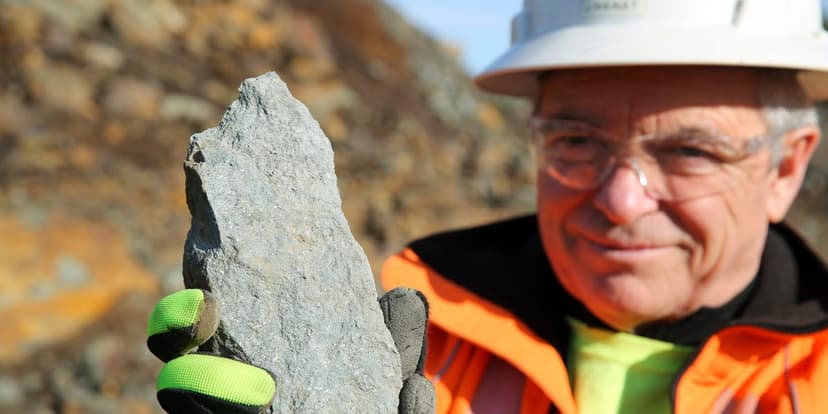 US Graphite Mines Reopen Amid China Trade Tensions