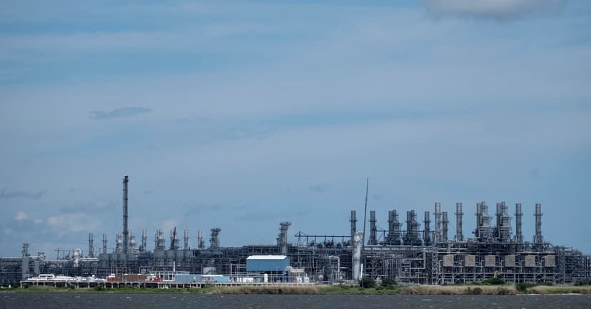 US LNG Exports Surge to Asia Amid Global Supply Strain