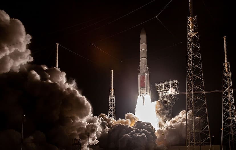 US Military Deploys Space Weapon Into Orbit