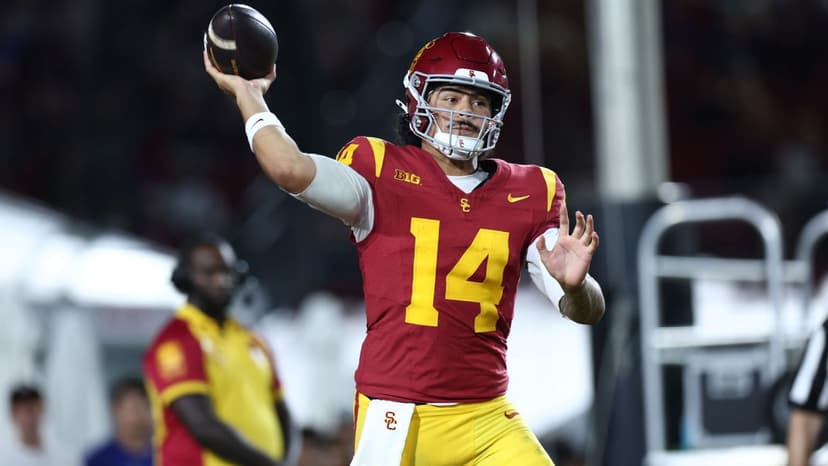 Stewart's Fumble Return TD Powers USC Comeback Win