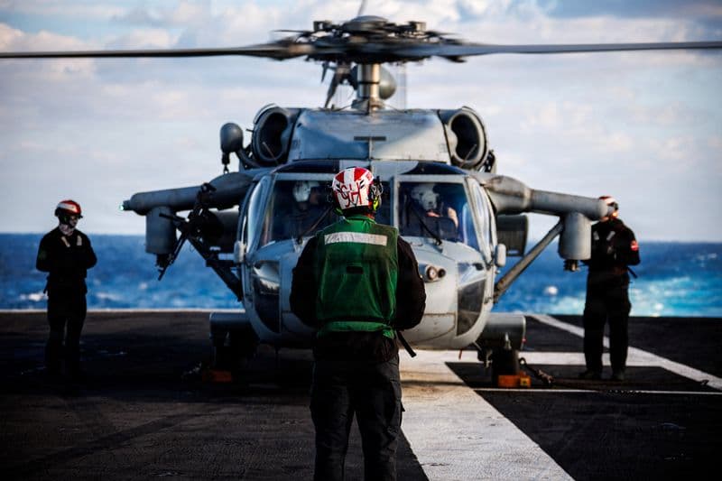 USS Ford Suffers Fire, Heads to Crete Port