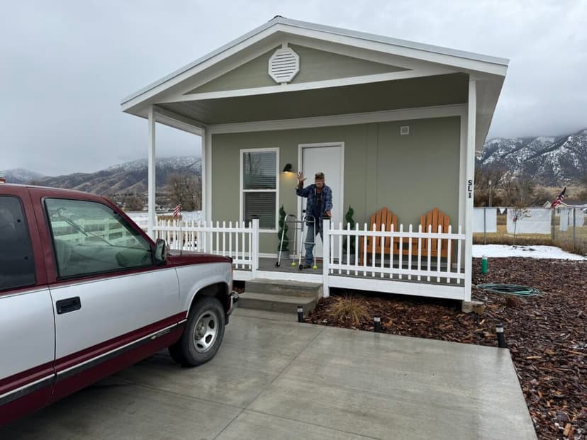 Rapid Homes Rise for Homeless Utah Veterans
