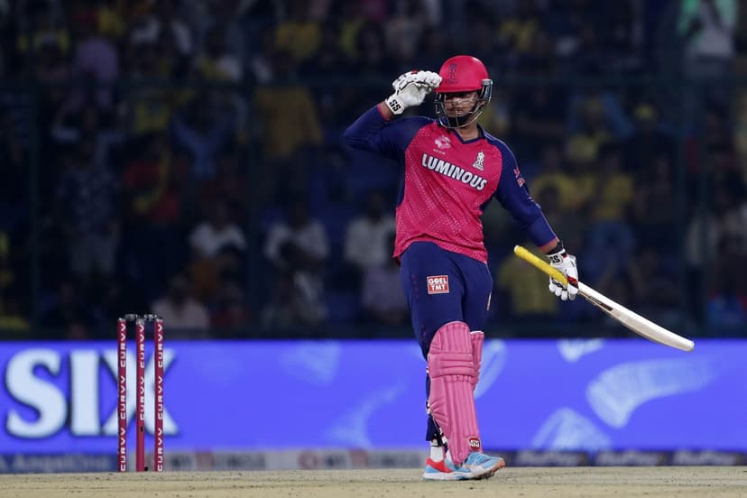 15-Year-Old Smashes Gayle's Sixes Record in IPL Eliminator