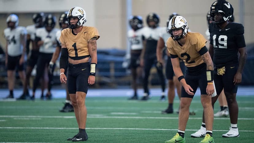 Vanderbilt QB Battle: Berlowitz Starts, Curtis Looms