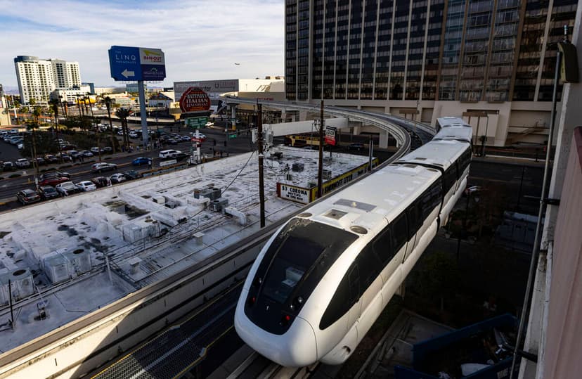 NYE Vegas: Monorail Runs 43 Hours Straight