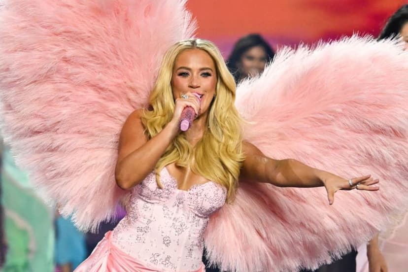 Megan Moroney Blocks Models at Victoria's Secret Show