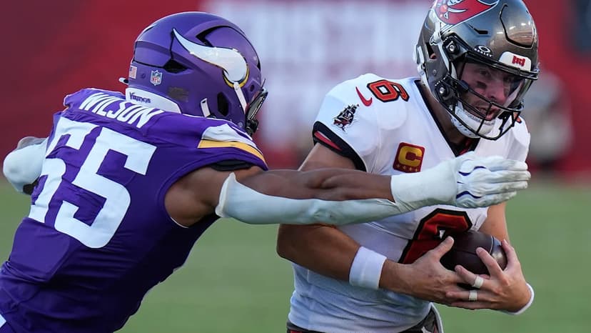 Vikings Win Despite Offense, Rely on Defense