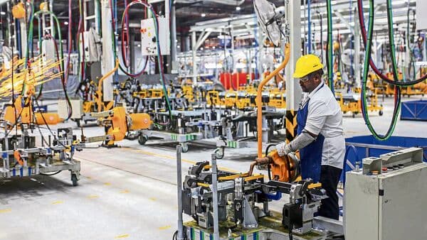 Vingroup Shifts Gears: India Beckons as US EV Market Falters