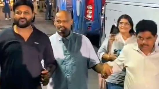 Vinod Kambli Defies Odds at Packed IPL Match