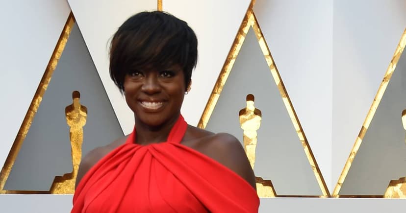 Viola Davis Reveals Hidden Platform Sneakers at Oscars