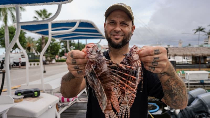 Spearfishing Viral Star Tackles Invasive Lionfish Threat