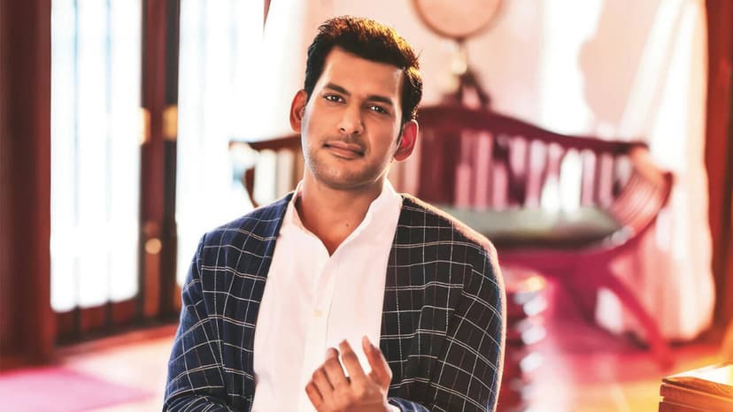 Actor Vishal Weds, Directs Debut Film Amidst Wedding Chaos
