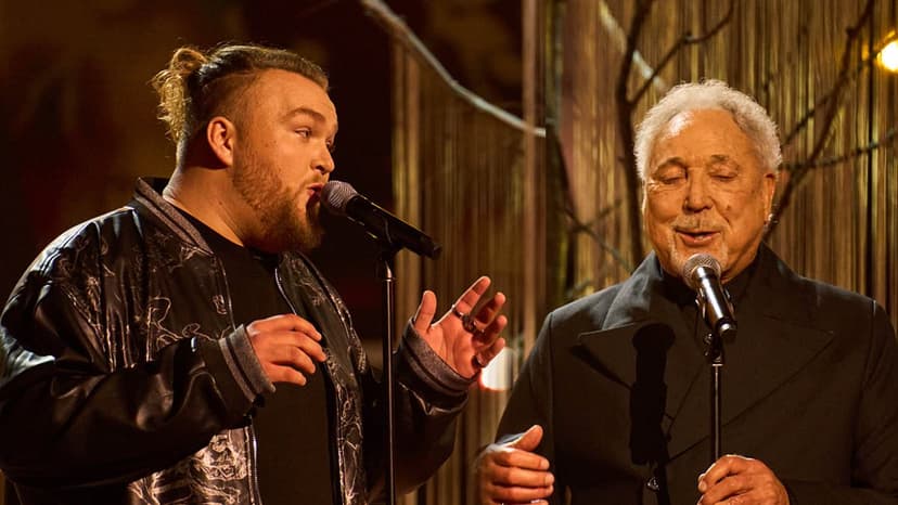 Voice Star Trades Mic for Mallet