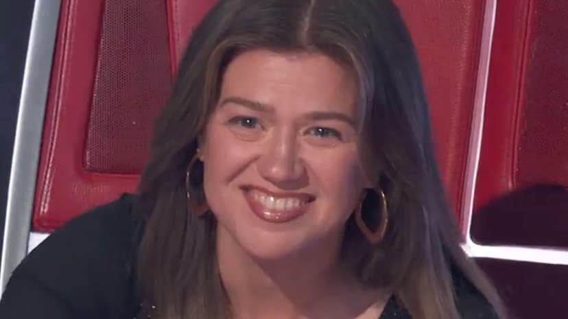 The Voice: Kelly Clarkson's Bold Steal Rescues Marcus Ladden Jr.