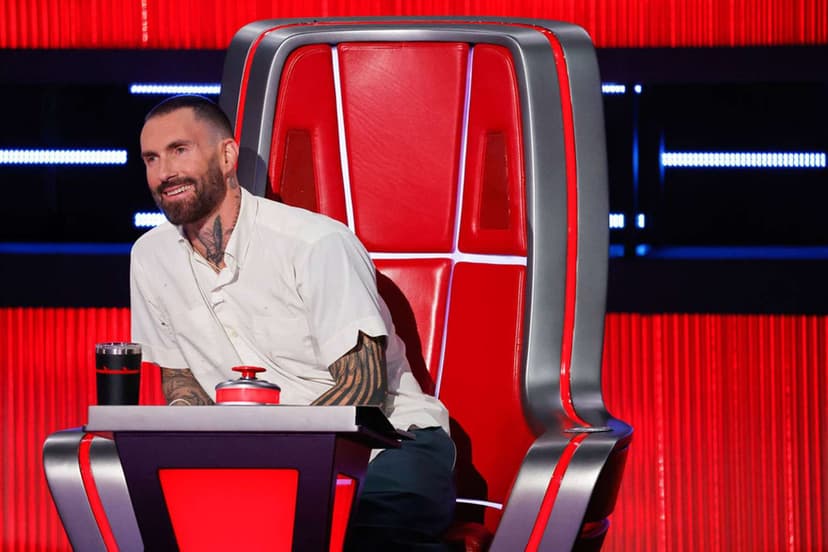 Levine's Uncomfortable Piano Moment on The Voice