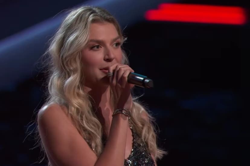 Queen Latifah Lands a Four-Chair Turn on The Voice