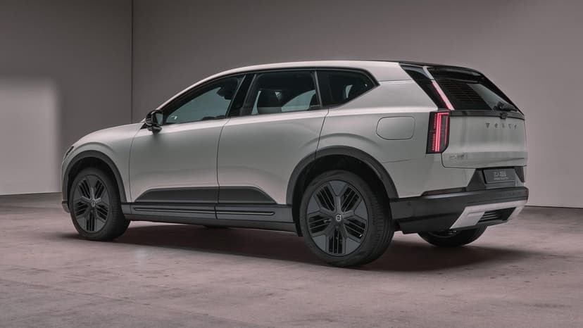 Volvo EX60 Cross Country: EV Goes Rugged