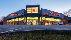 Walgreens Scraps Paid Holidays for Hourly Workers