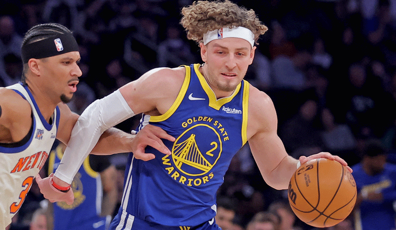 Curry-less Warriors Aim to End Slump in DC