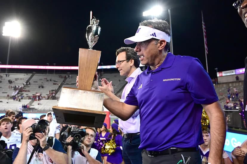 Huskies Eyeing 2026 College Football Playoff Berth