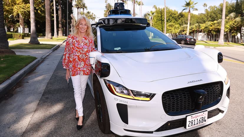 Waymo Drives into London: Robotaxis Next Year