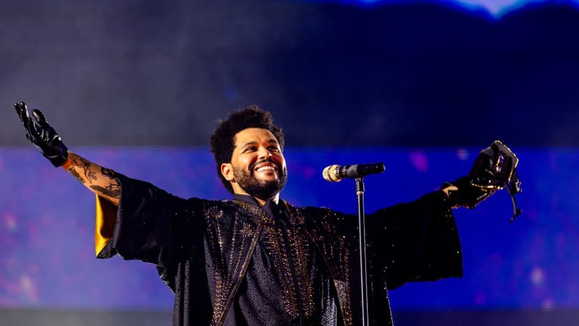 The Weeknd's Tour Shatters Records, Hits $1 Billion