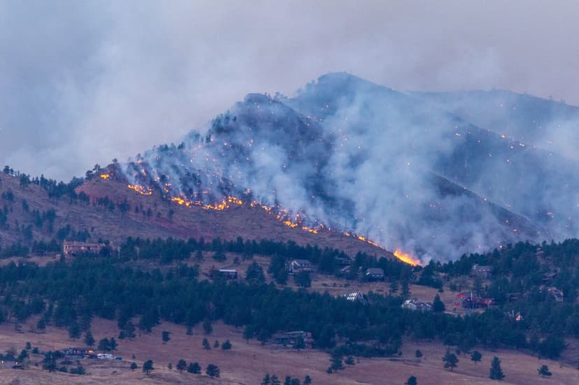 US Faces Extreme Wildfire Risk Amidst Heat Surge