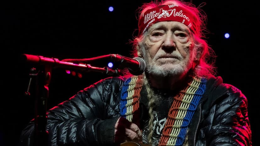 Stars vs. Servers: Willie Nelson's Plea for Rural Texas