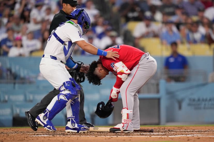 Contreras Hit by 95-MPH Fastball!