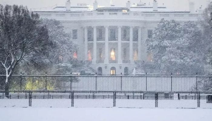 Winter Paradox: South Snows, North Thaws