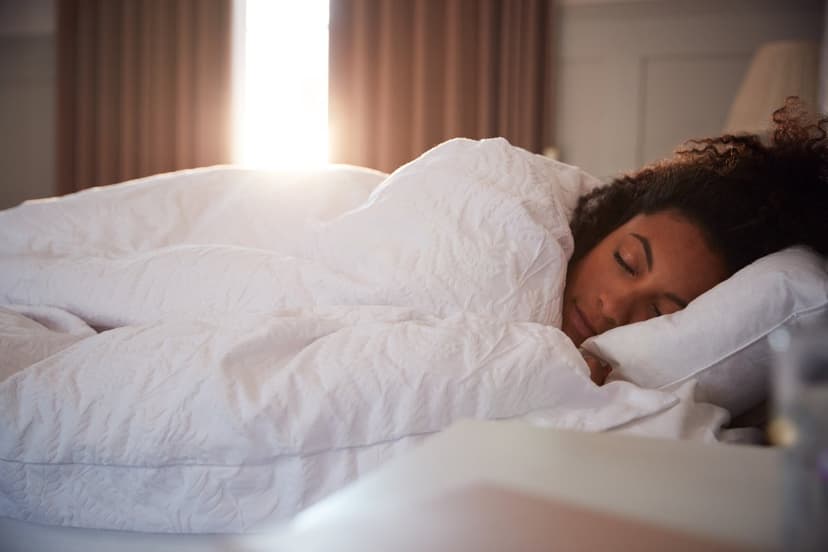 Winter Sleep Woes: Chilly Rooms Disrupt Deep Sleep