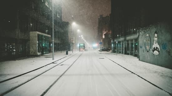 Winter Storm Buries Six States in Snow