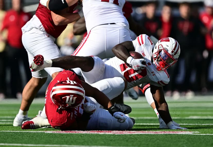 Badgers Bid Farewell to Seniors, Prepare for Illinois Showdown