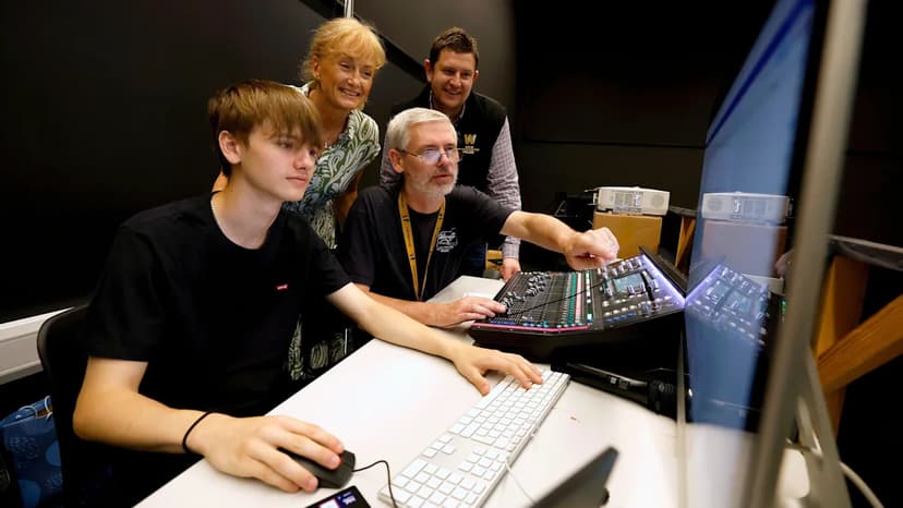 Theatre and College Unite for Student Experience