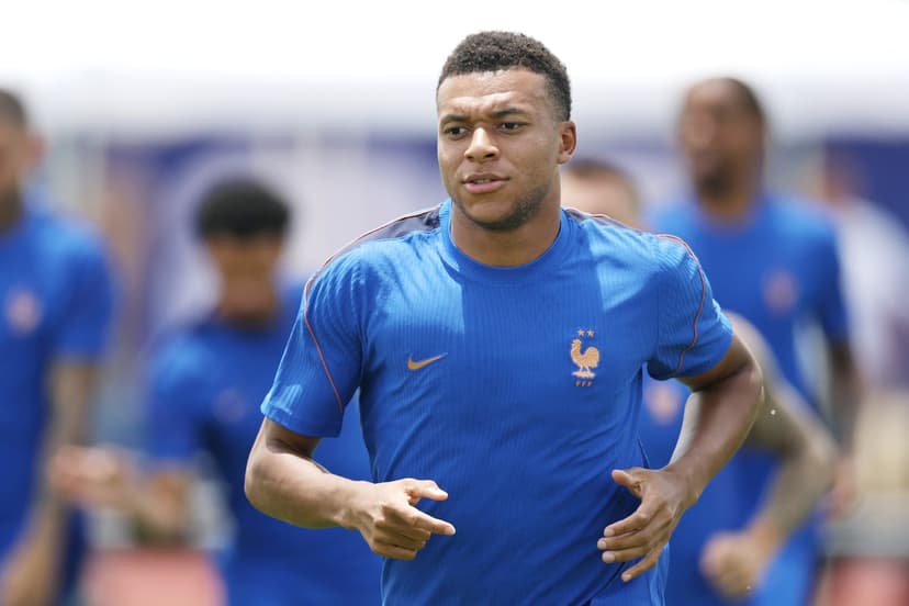 Mbappe & Messi Lead Golden Boot Frenzy