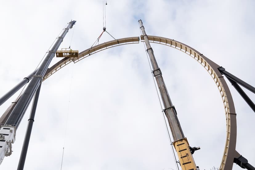 Tormenta Rampaging Run: New World's Tallest Dive Coaster