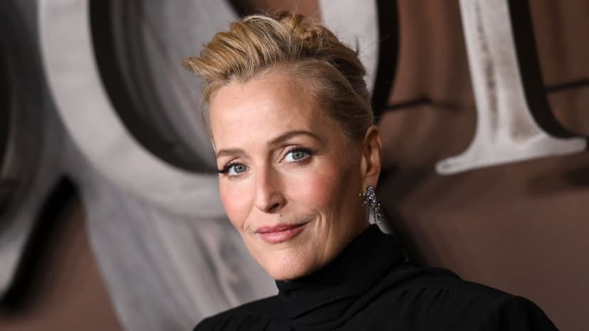 Scully Returns? X-Files Reboot Pilot Script Praised