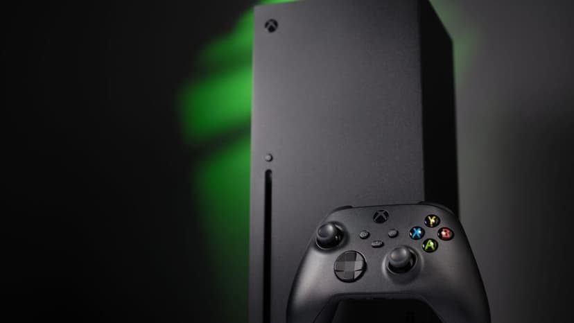 Xbox sales drag Microsoft's hardware down